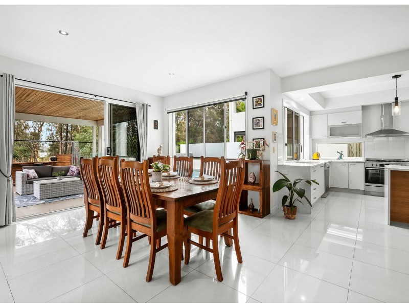 52 Anchorage Circuit, Twin Waters QLD 4564