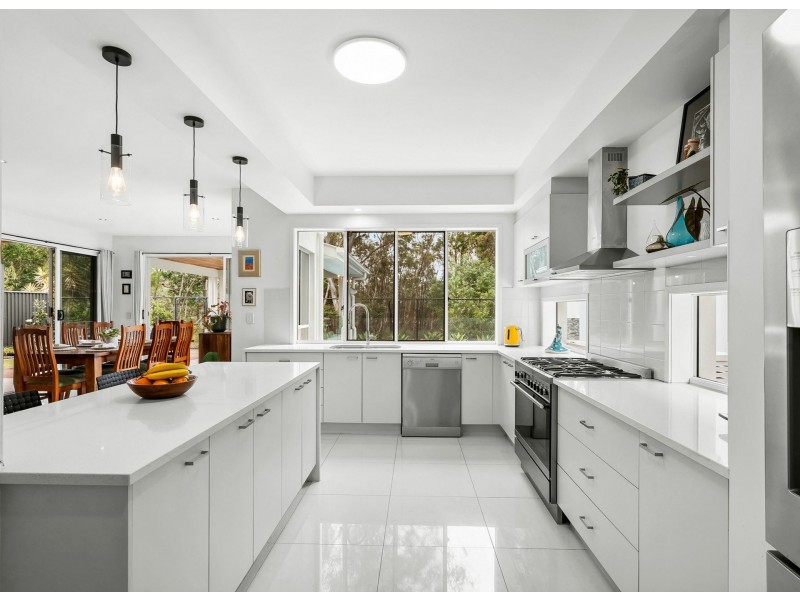 52 Anchorage Circuit, Twin Waters QLD 4564