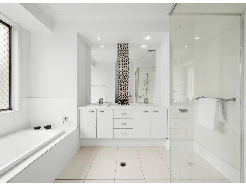 52 Anchorage Circuit, Twin Waters QLD 4564