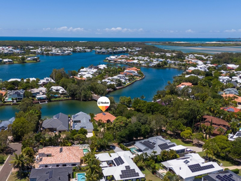 16 Mariner Place, Twin Waters QLD 4564