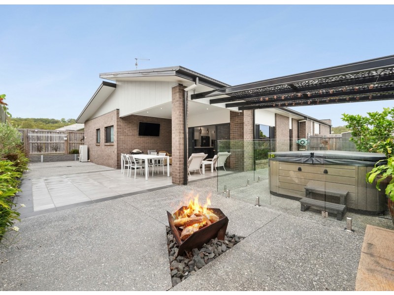 15 Butcherbird Crescent, Bli Bli QLD 4560