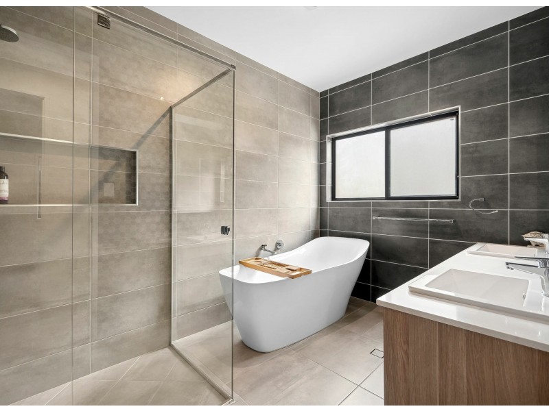 15 Butcherbird Crescent, Bli Bli QLD 4560