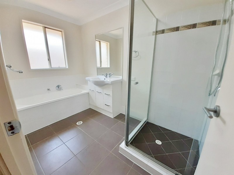 24 Clearwater Circuit, Bli Bli QLD 4560