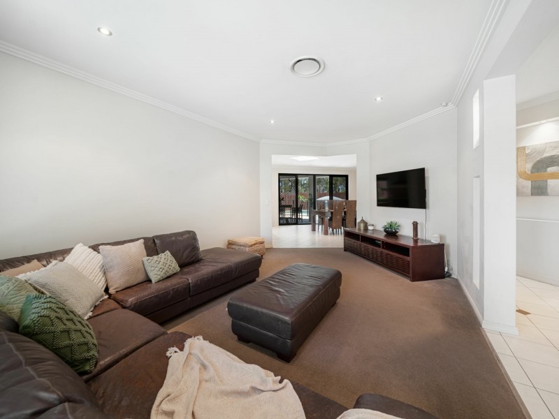 33 Moorings Circuit, Twin Waters QLD 4564