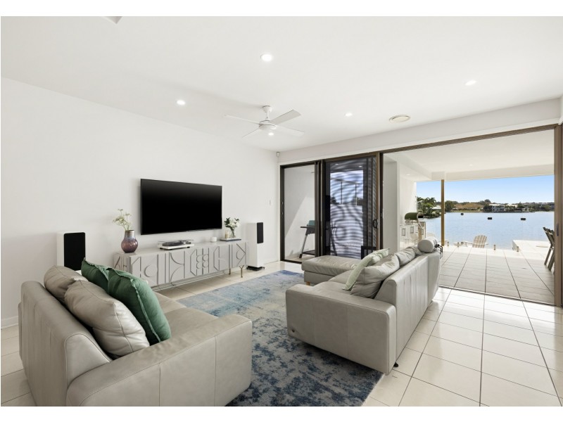 12 Staysail Place, Twin Waters QLD 4564