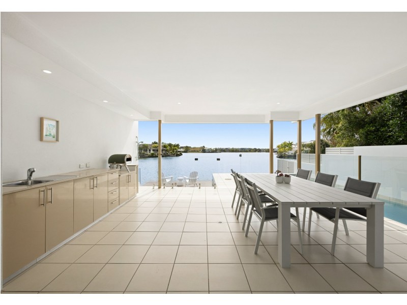 12 Staysail Place, Twin Waters QLD 4564