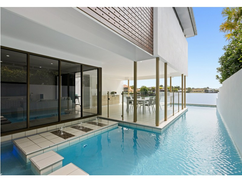 12 Staysail Place, Twin Waters QLD 4564