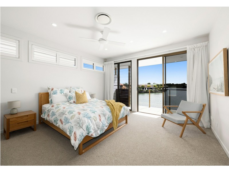 12 Staysail Place, Twin Waters QLD 4564