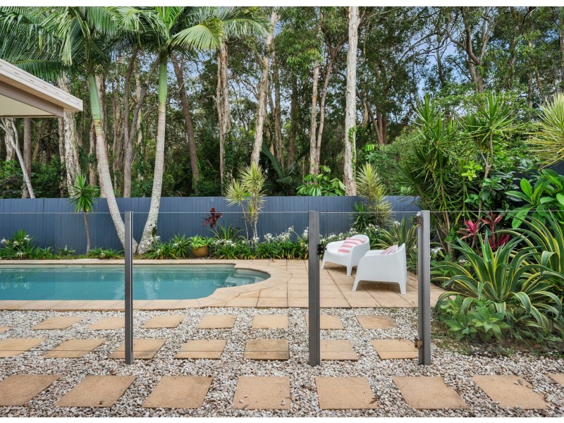 10 Veerings Crescent, Twin Waters QLD 4564