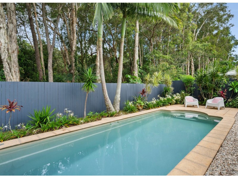 10 Veerings Crescent, Twin Waters QLD 4564