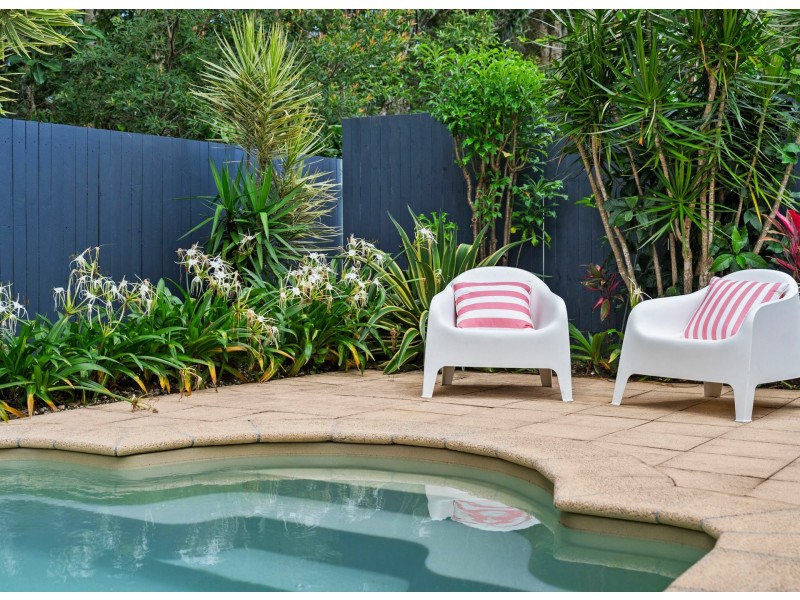 10 Veerings Crescent, Twin Waters QLD 4564