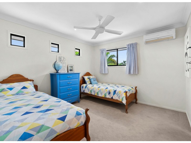 10 Veerings Crescent, Twin Waters QLD 4564