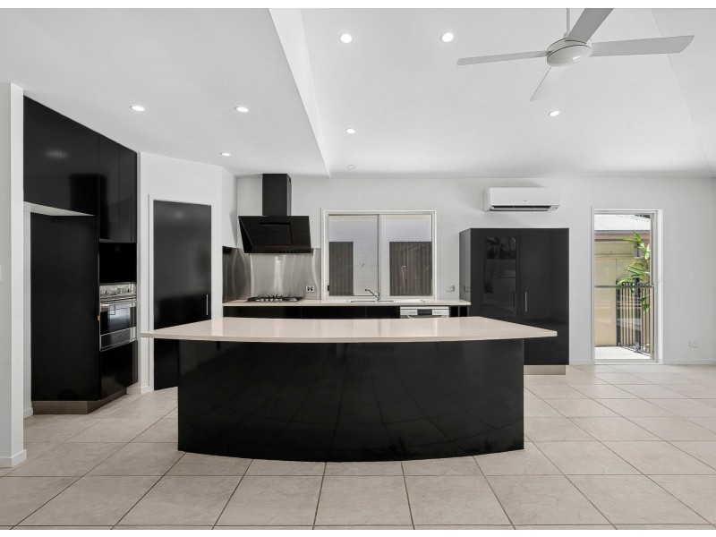 22 Baker-Finch Place, Twin Waters QLD 4564
