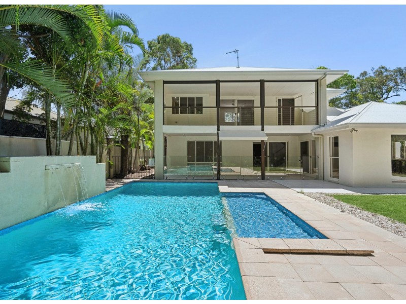 22 Baker-Finch Place, Twin Waters QLD 4564