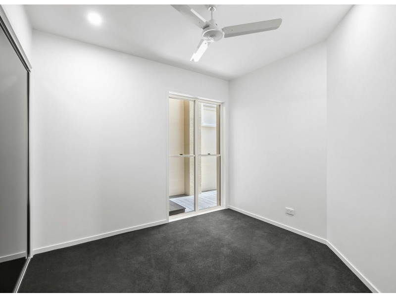 22 Baker-Finch Place, Twin Waters QLD 4564