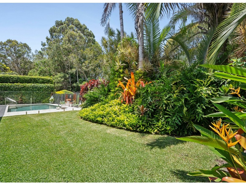 34 Baker-Finch Place, Twin Waters QLD 4564