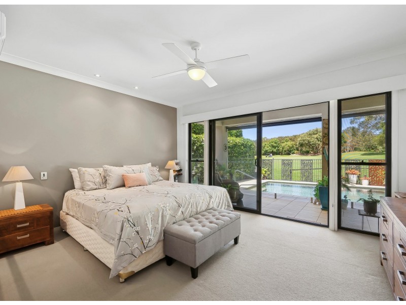 34 Baker-Finch Place, Twin Waters QLD 4564