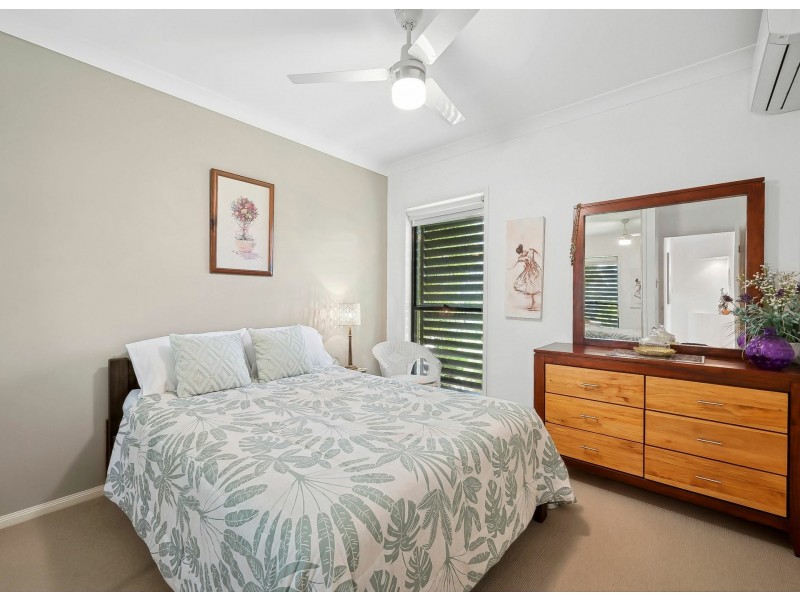 34 Baker-Finch Place, Twin Waters QLD 4564