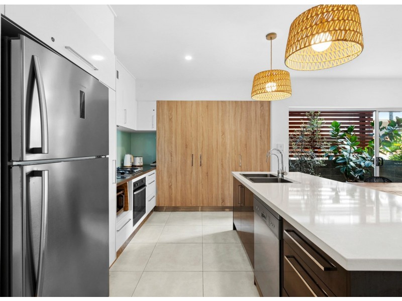 72/80 North Shore Road, Twin Waters QLD 4564