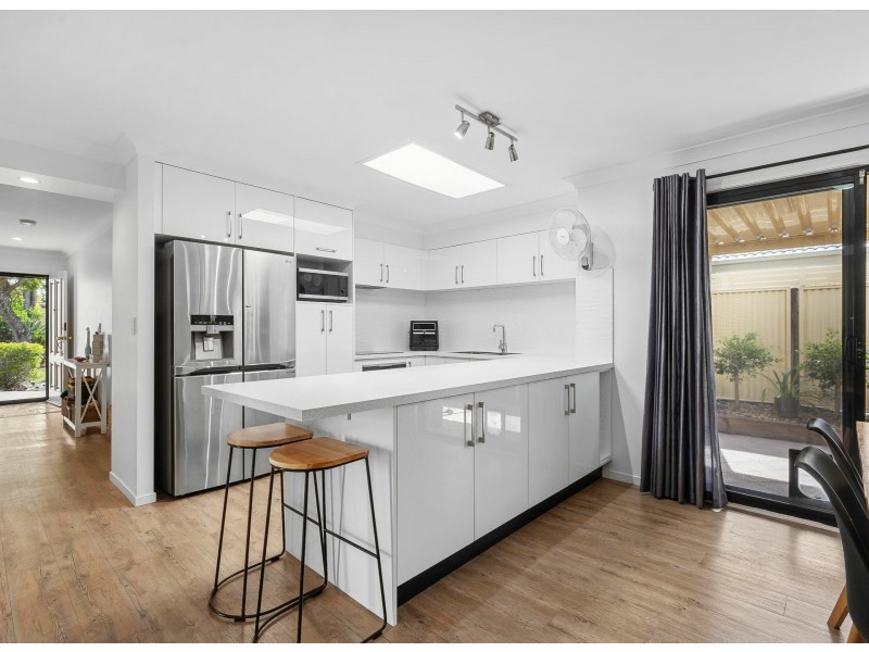 13 Watergum Place, Twin Waters QLD 4564