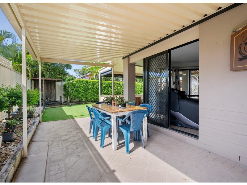 13 Watergum Place, Twin Waters QLD 4564