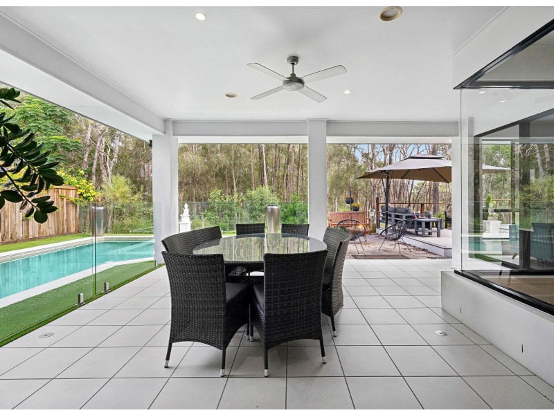 8 Peatling Lane, Twin Waters QLD 4564