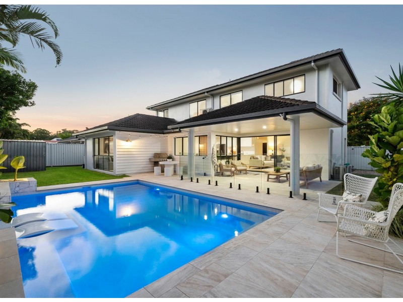 3 Fantail Place, Twin Waters QLD 4564