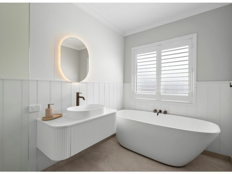 3 Fantail Place, Twin Waters QLD 4564