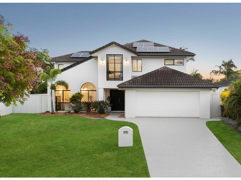 3 Fantail Place, Twin Waters QLD 4564