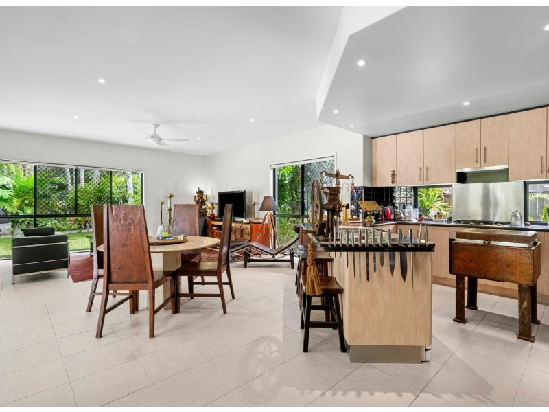 14 Peatling Lane, Twin Waters QLD 4564