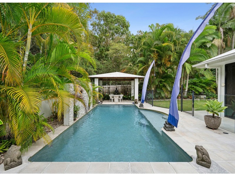 14 Peatling Lane, Twin Waters QLD 4564