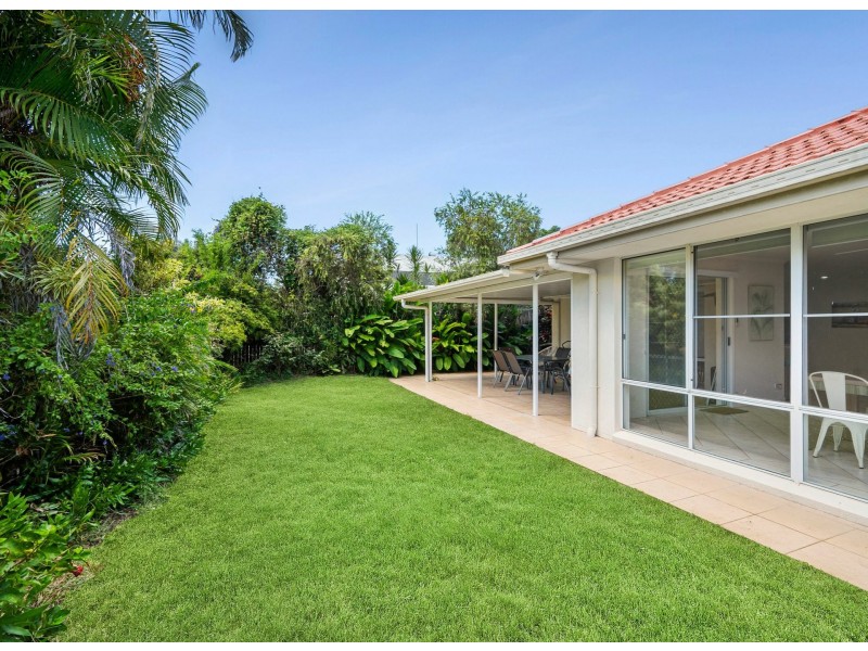 8 Brushbox Circuit, Twin Waters QLD 4564