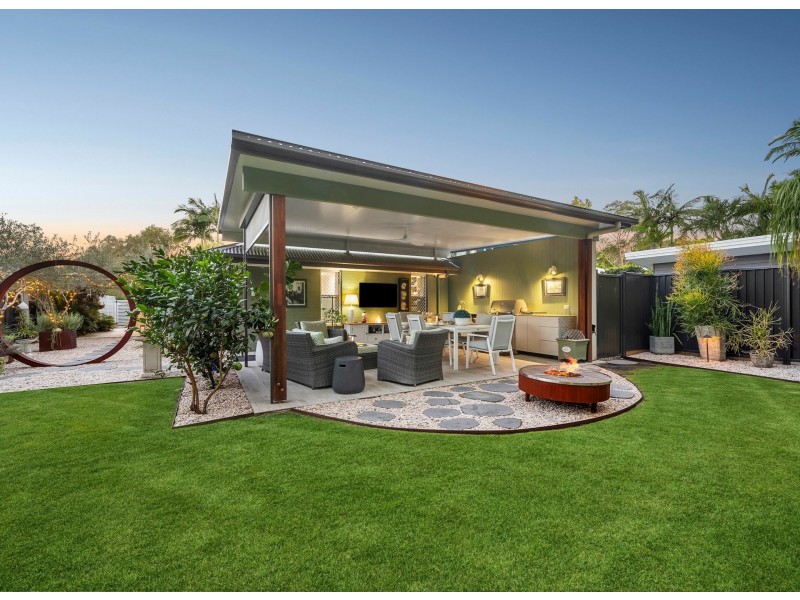 20 Sunview Drive, Twin Waters QLD 4564