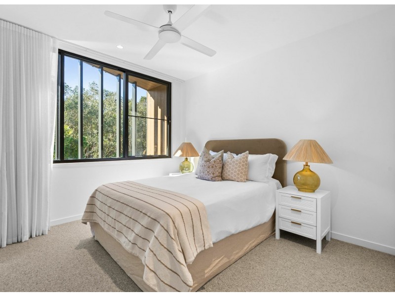 6/270 Ocean Drive, Twin Waters QLD 4564