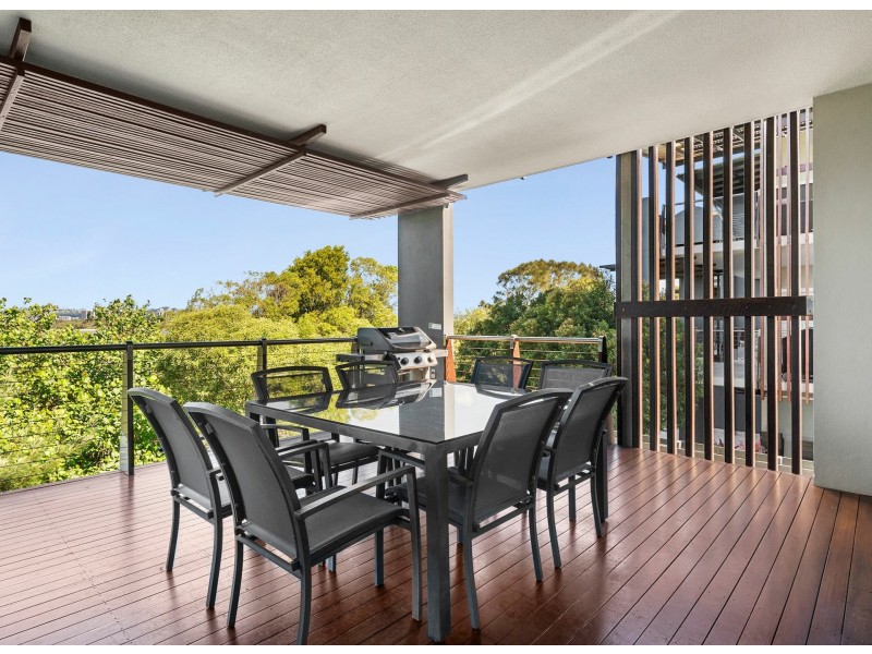 132/80 North Shore Road, Twin Waters QLD 4564