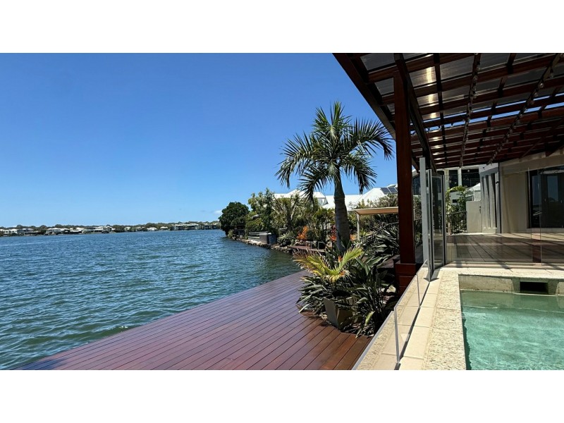 11 Karinya Place, Twin Waters QLD 4564