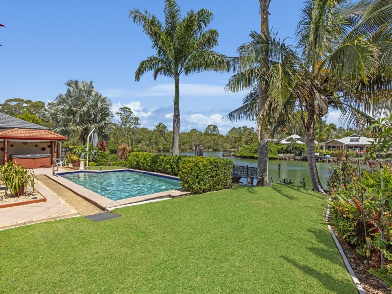 10 Sunorchid Place, Twin Waters QLD 4564