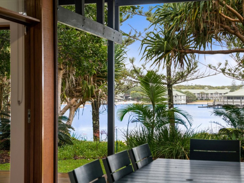 56/80 North Shore Rd, Twin Waters QLD 4564