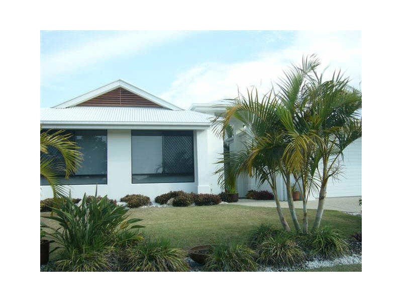 Twin Waters QLD 4564