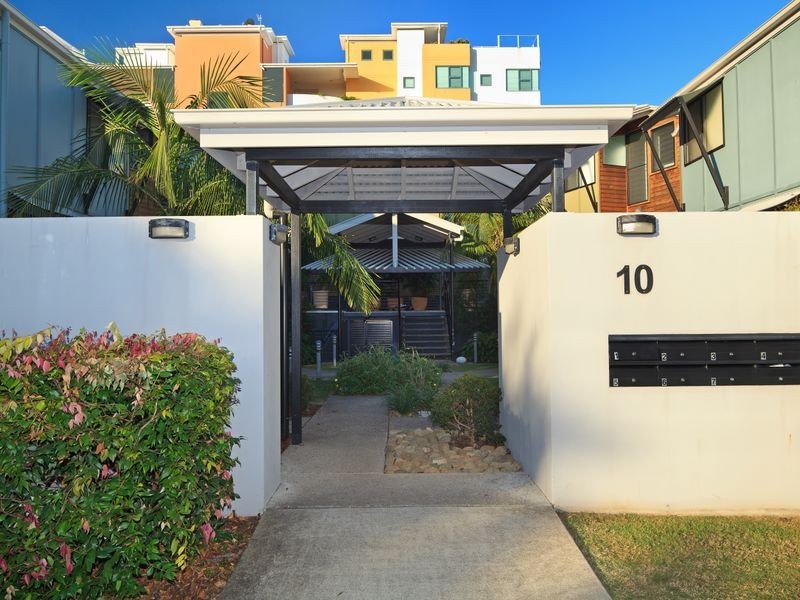 1/10 Kawanna Street, Mudjimba QLD 4564