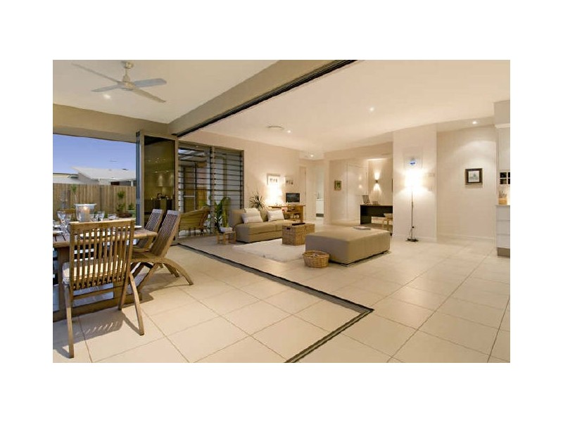 Twin Waters QLD 4564