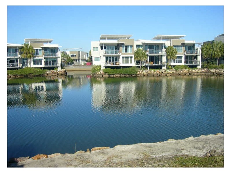 13 Oceanic Court, Twin Waters QLD 4564