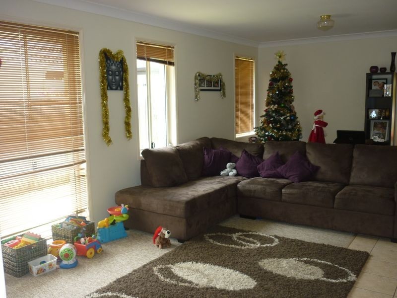 11 Watergum Place, Twin Waters QLD 4564