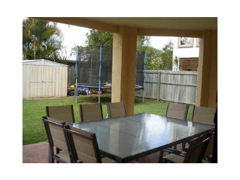 17 Lakeview Drive, Twin Waters QLD 4564