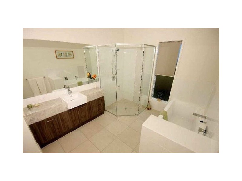 29 Anchorage Circuit, Twin Waters QLD 4564