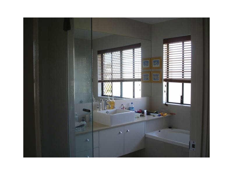71 Baywater Drive, Twin Waters QLD 4564