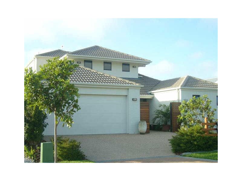 3 Toombra Lane, Twin Waters QLD 4564