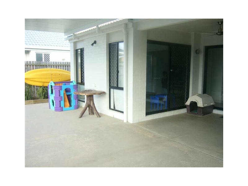 3 Toombra Lane, Twin Waters QLD 4564