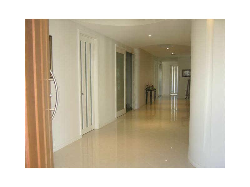 2 Undanbi Lane, Twin Waters QLD 4564
