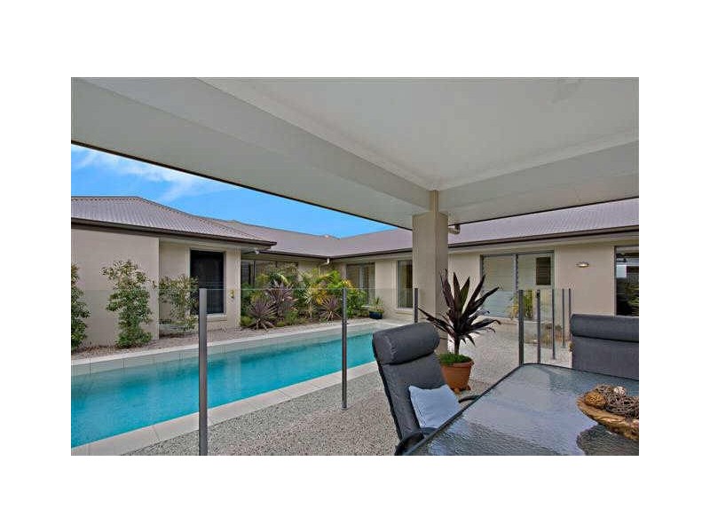 20 Hetherington Drive, Twin Waters QLD 4564